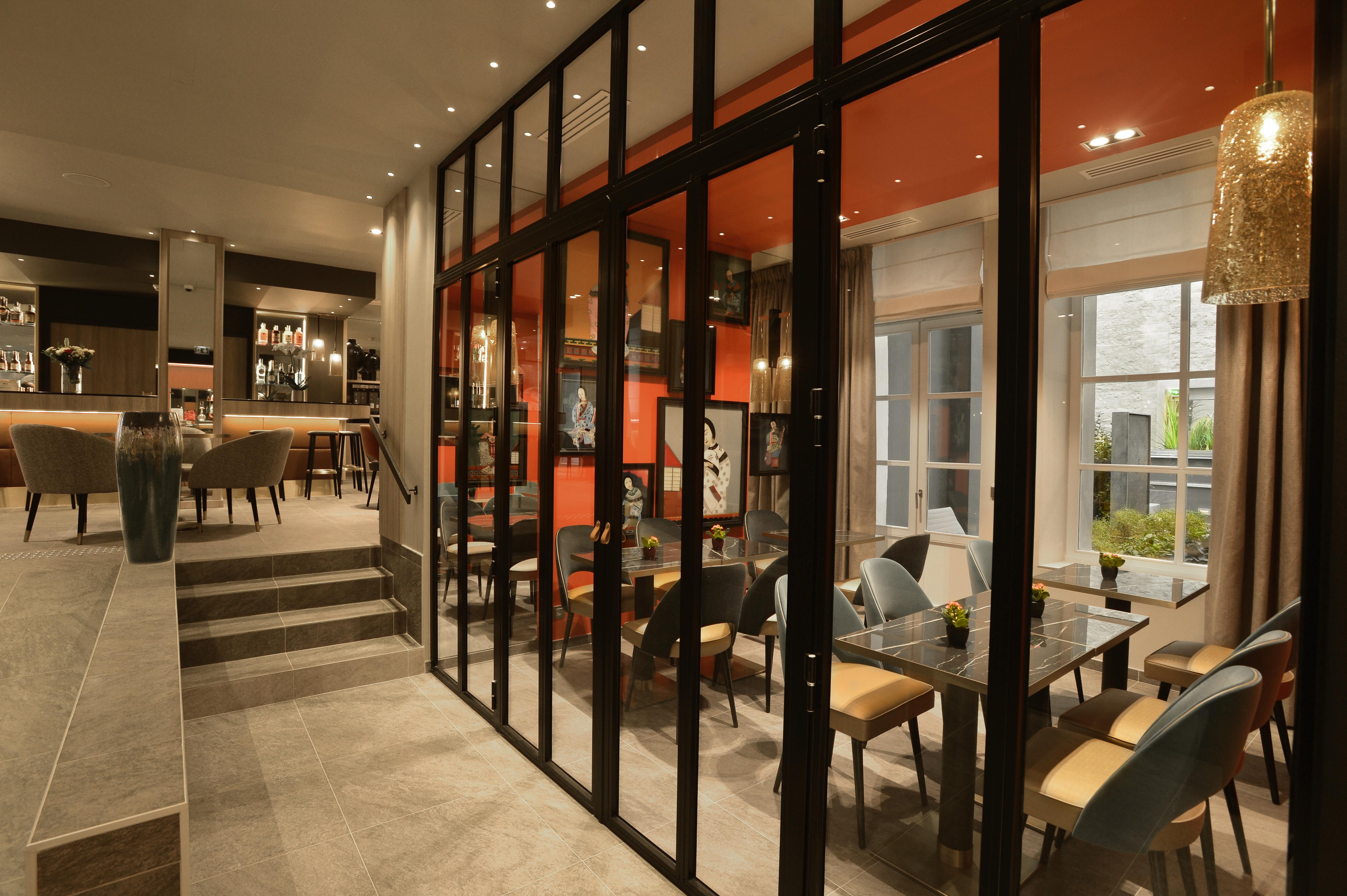 La Lanterne & By Timhotel Parijs